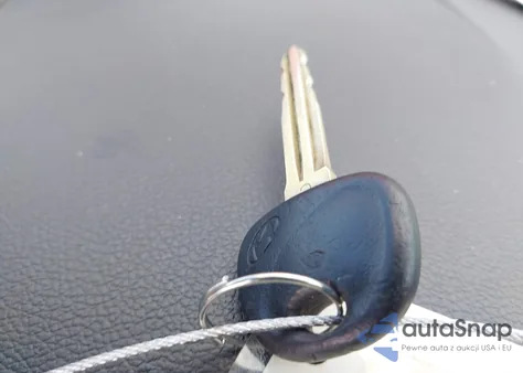 2017 Hyundai Elantra Se из США, поврежденный, VIN 5NPD84LFXHH120047